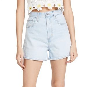 Levi’s High Loose Shorts